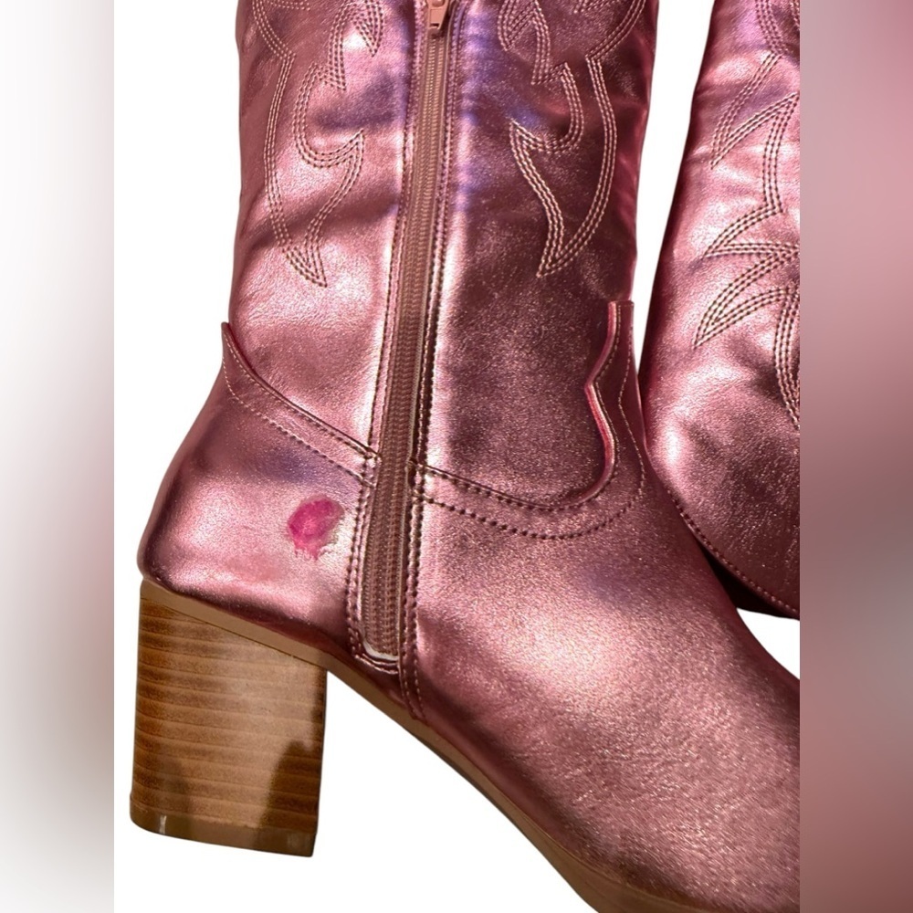 DREAM PAIRS
Pointed-Toe Cowgirl Knee-high Boots Pink Metallic Women's 8.5 - Picture 11 of 12